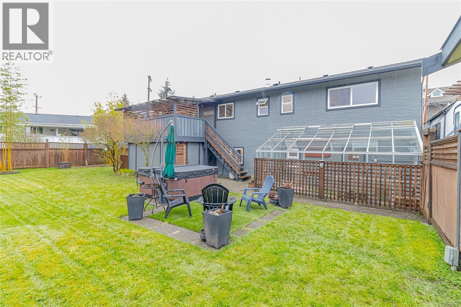  1911 Lisnoe Avenue, Central Saanich