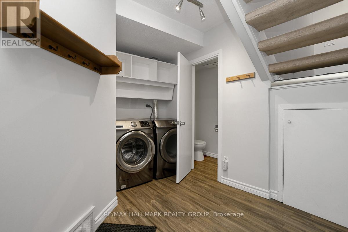 261 BRUYERE STREET — photo 31