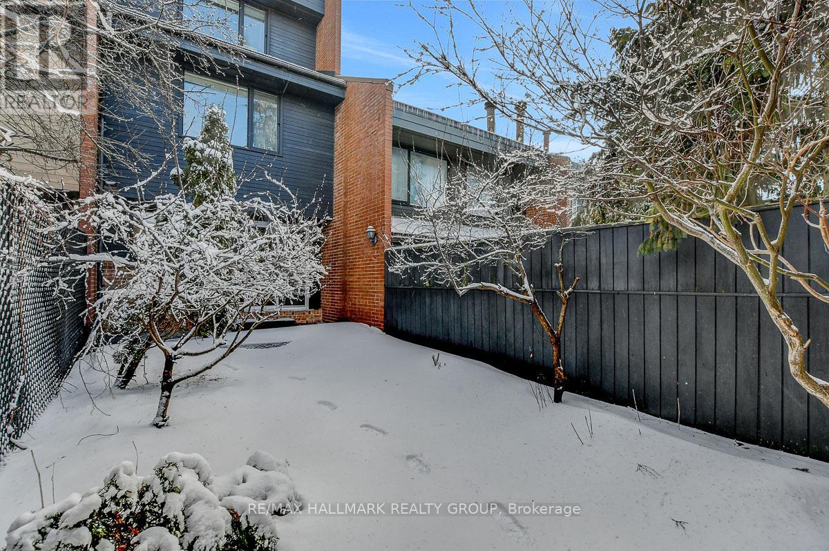 261 BRUYERE STREET — photo 39