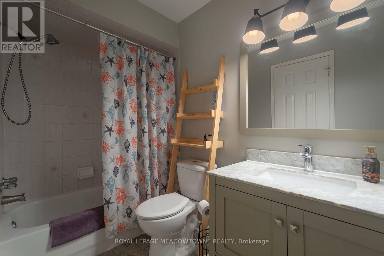 82 MOSLEY CRESCENT, Brampton (Fletcher’s West), Ontario
