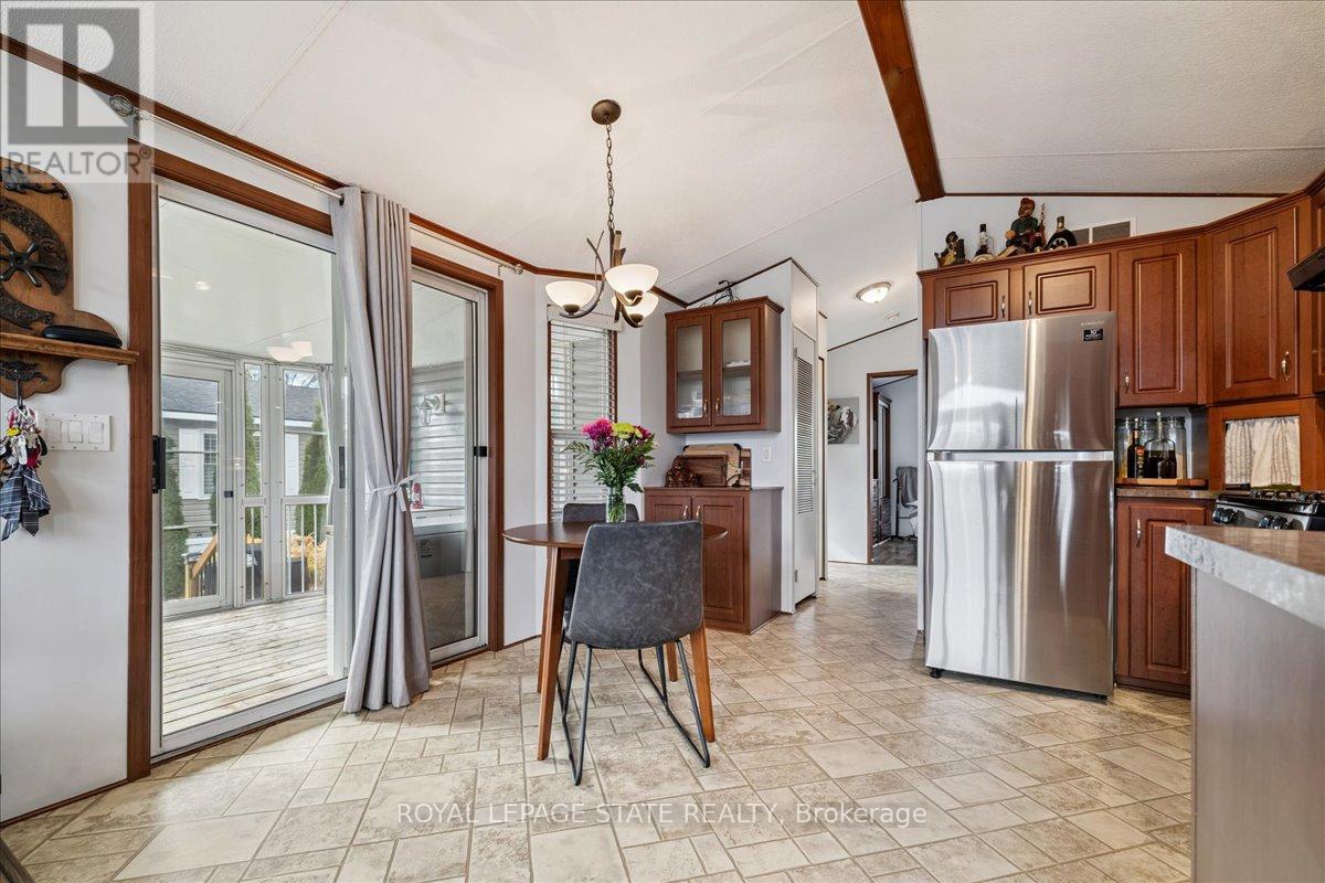 #13 SPRUCE 4449 MILBUROUGH LINE - 14