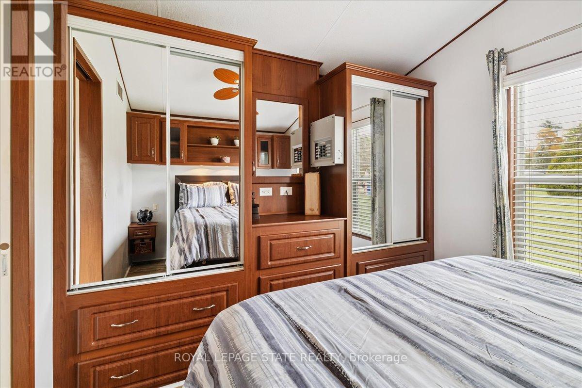#13 SPRUCE 4449 MILBUROUGH LINE - 17