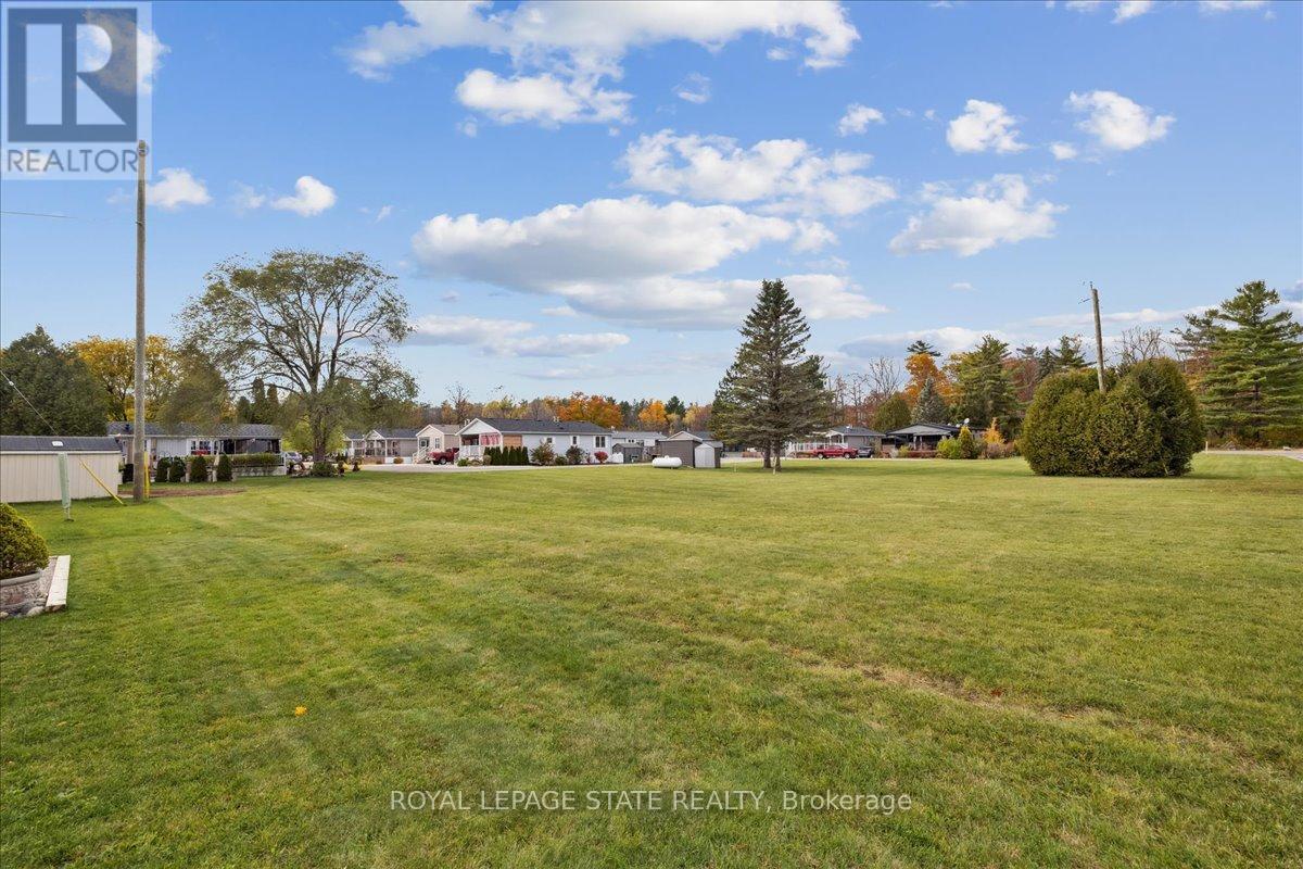 #13 SPRUCE 4449 MILBUROUGH LINE - 27
