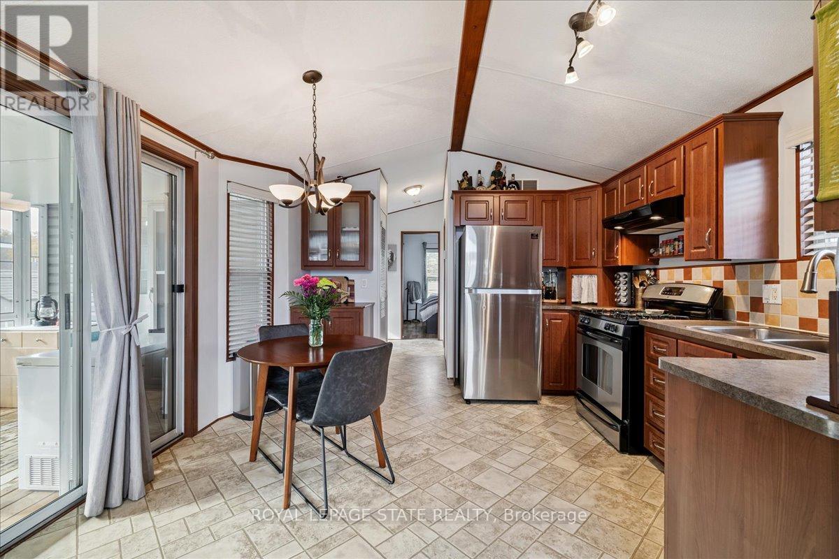 #13 SPRUCE 4449 MILBUROUGH LINE - 4
