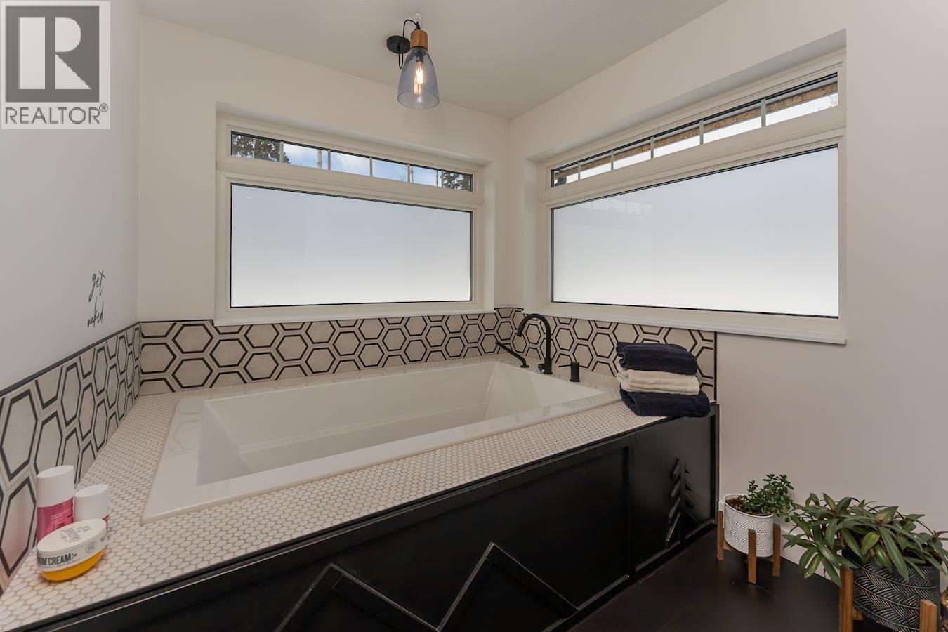 4270 VISTA ROAD - 25