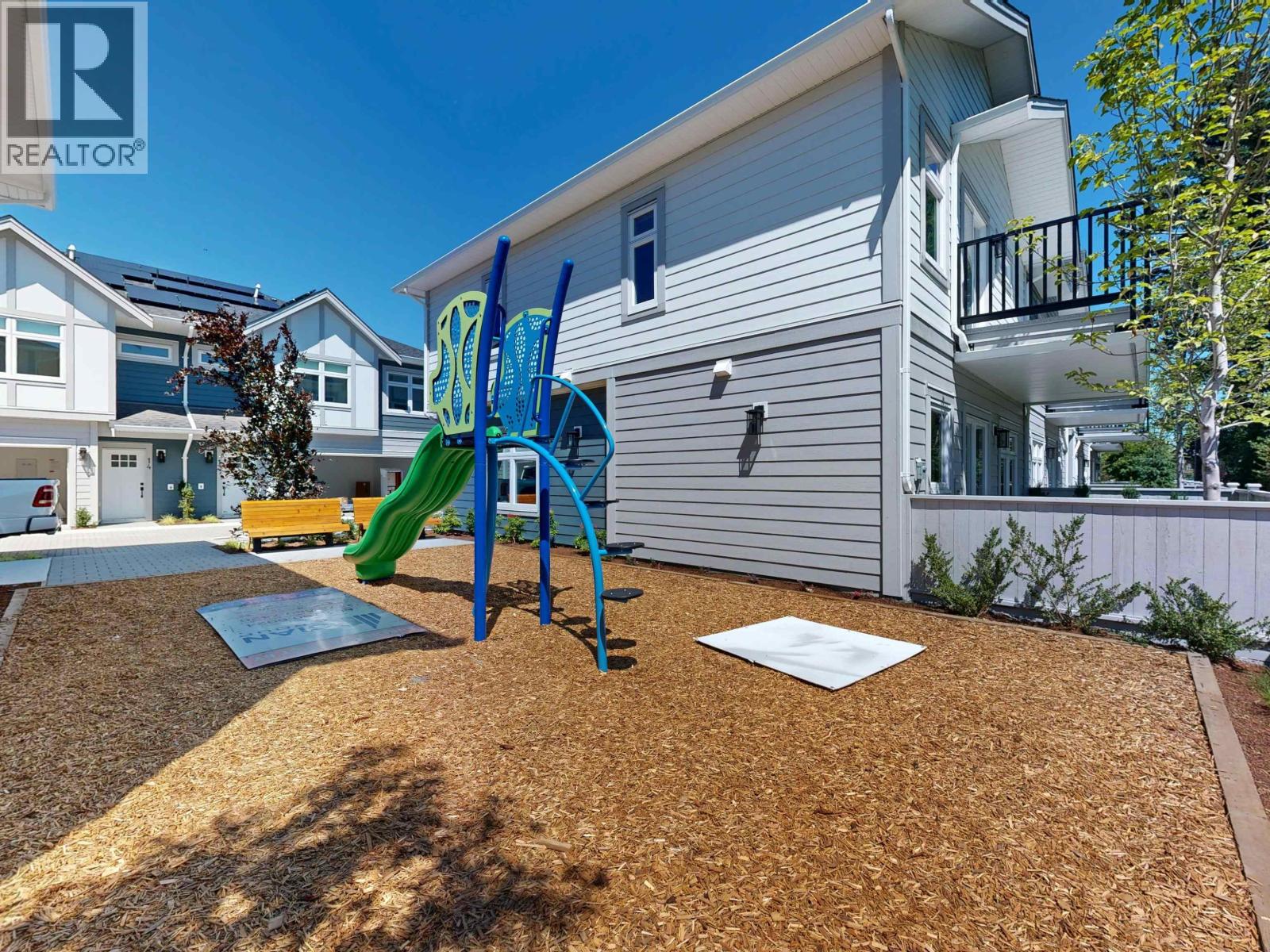 #4-7100 ASH Street, Richmond