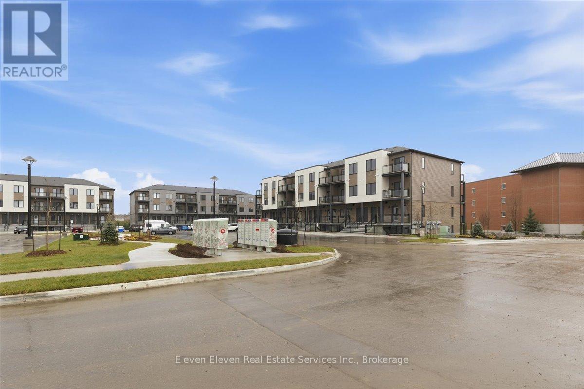 #111 940 ST. DAVID STREET N - 26