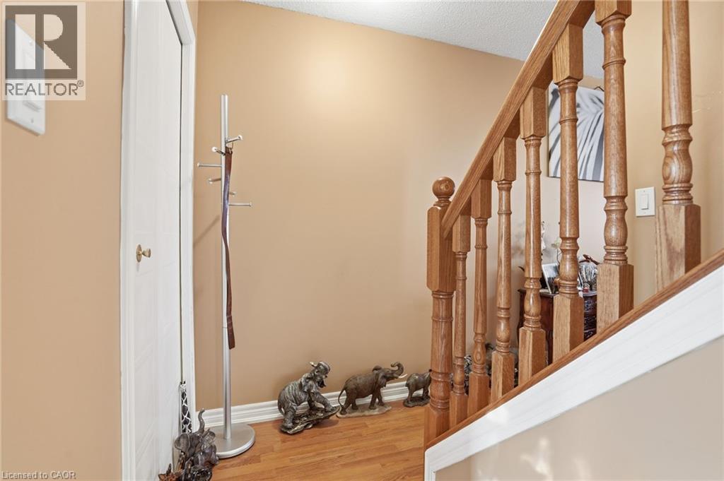 92 ST. ANDREWS DRIVE - 10