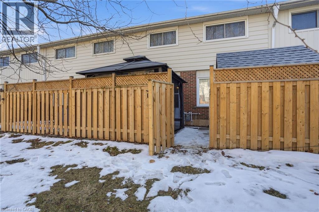 92 ST. ANDREWS DRIVE - 27