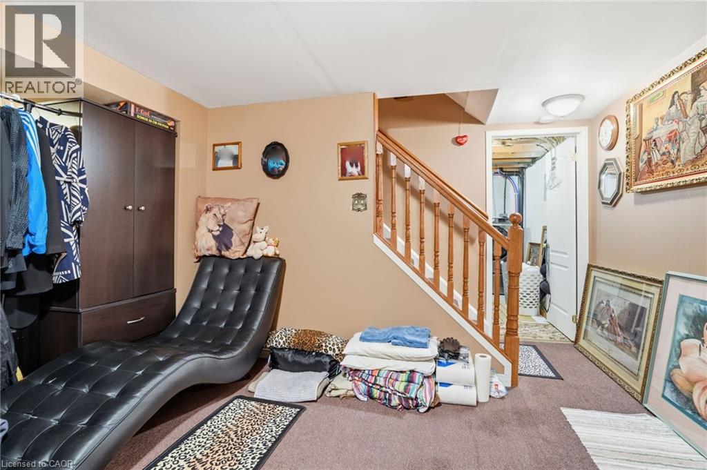 92 ST. ANDREWS DRIVE - 19