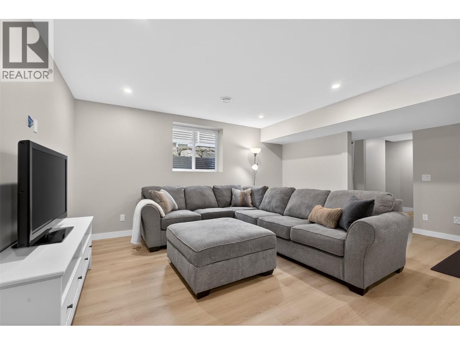 2014 Elkridge Drive, West Kelowna