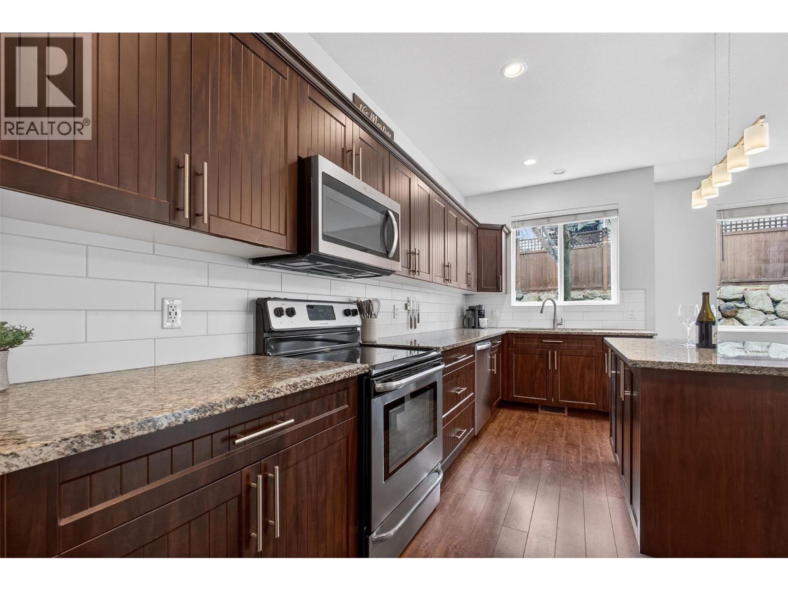 2014 Elkridge Drive, West Kelowna