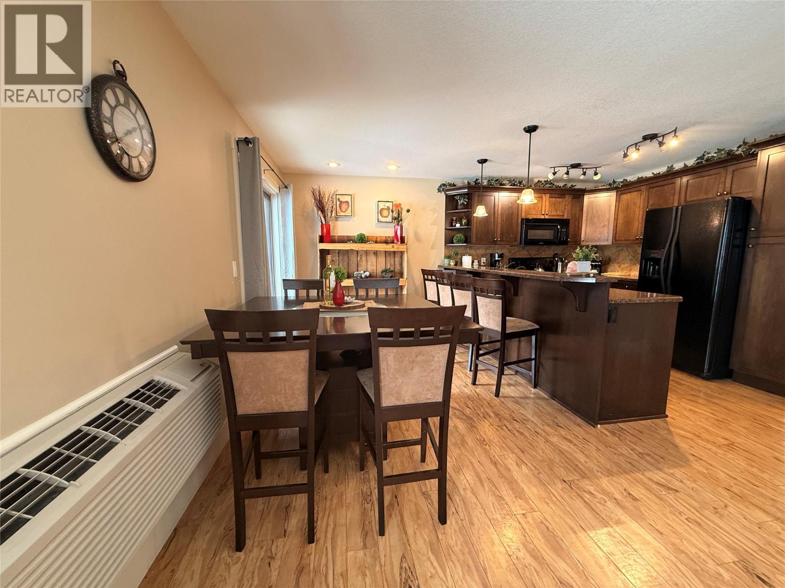 7337 PROSPECTOR Avenue Unit# 701, Radium Hot Springs