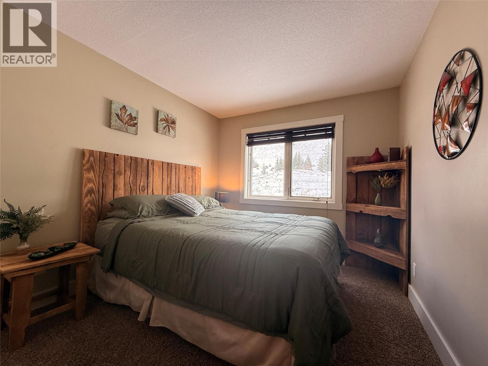 7337 PROSPECTOR Avenue Unit# 701, Radium Hot Springs