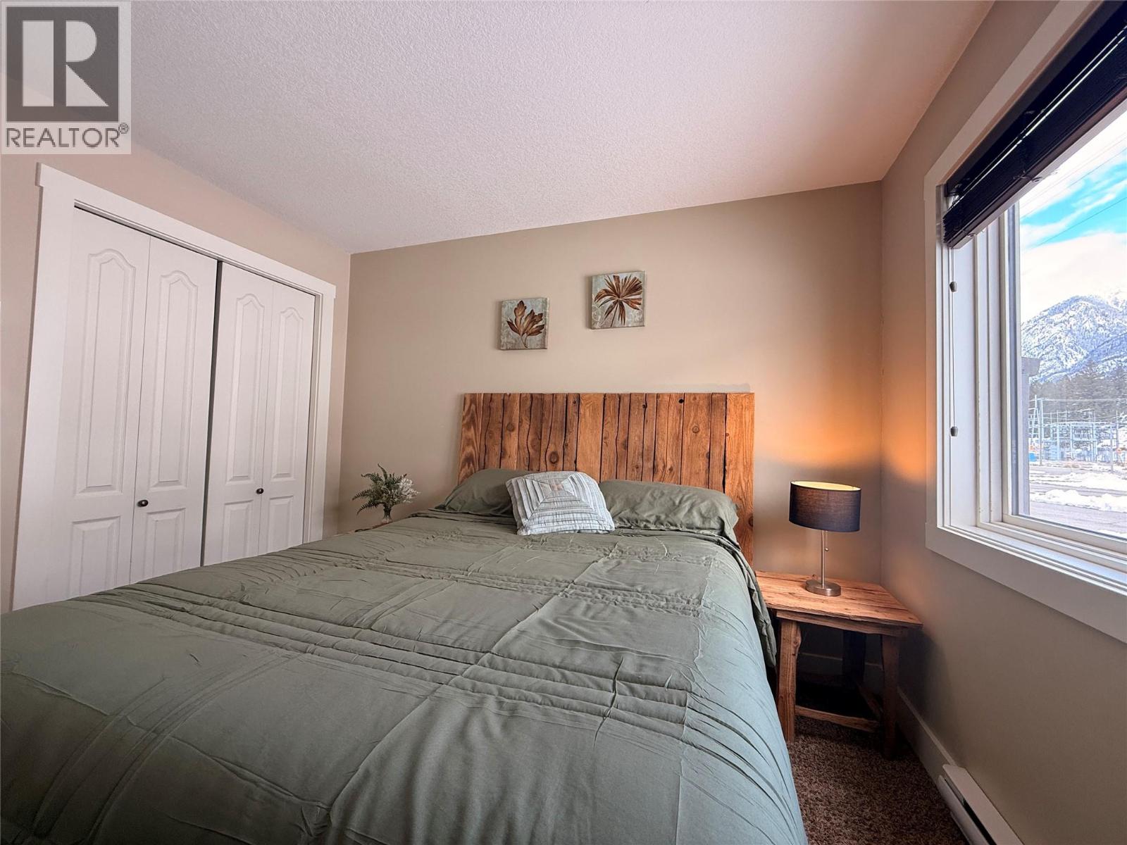 7337 PROSPECTOR Avenue Unit# 701, Radium Hot Springs