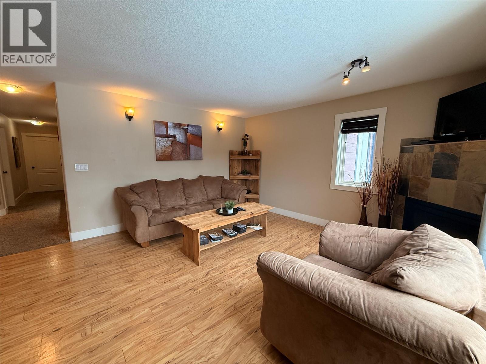 7337 PROSPECTOR Avenue Unit# 701, Radium Hot Springs