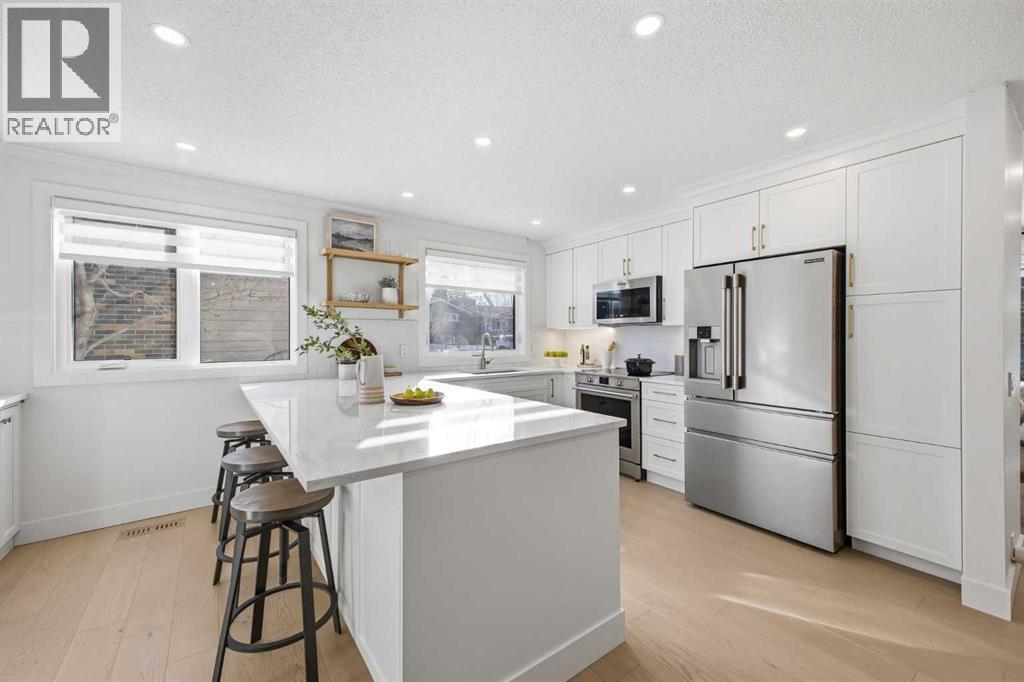 Single Family House Bungalow for Sale in  Lake Adams Place SE Lake Bonavista Calgary 