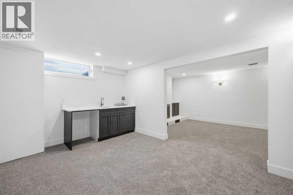 Single Family House Bungalow for Sale in  Lake Adams Place SE Lake Bonavista Calgary 