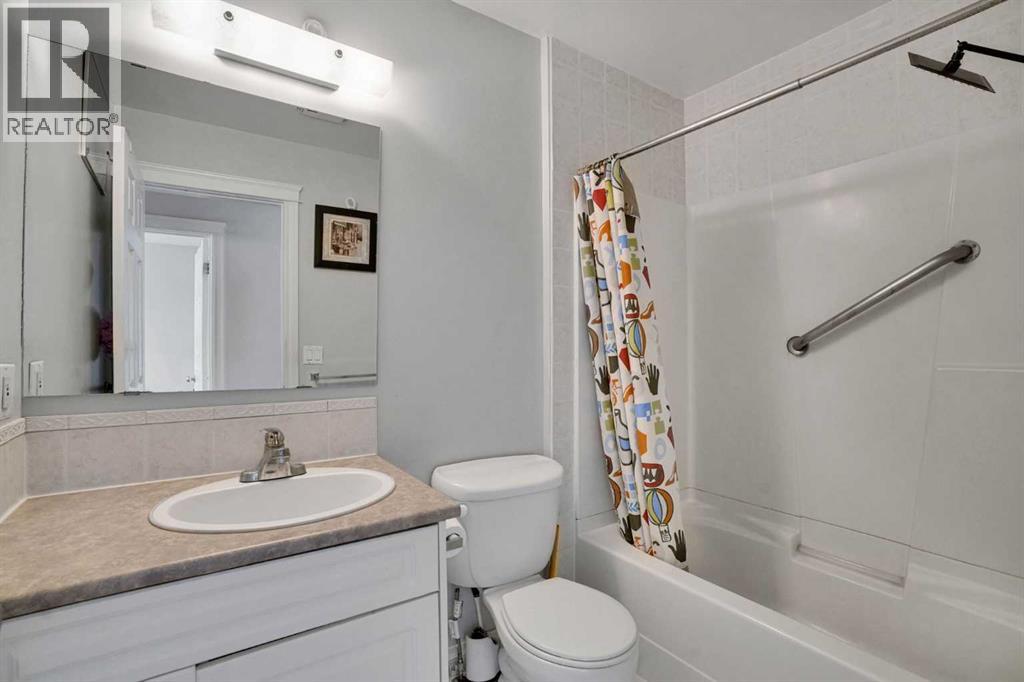 Single Family House for Sale in   Templewood Drive NE Temple Calgary 