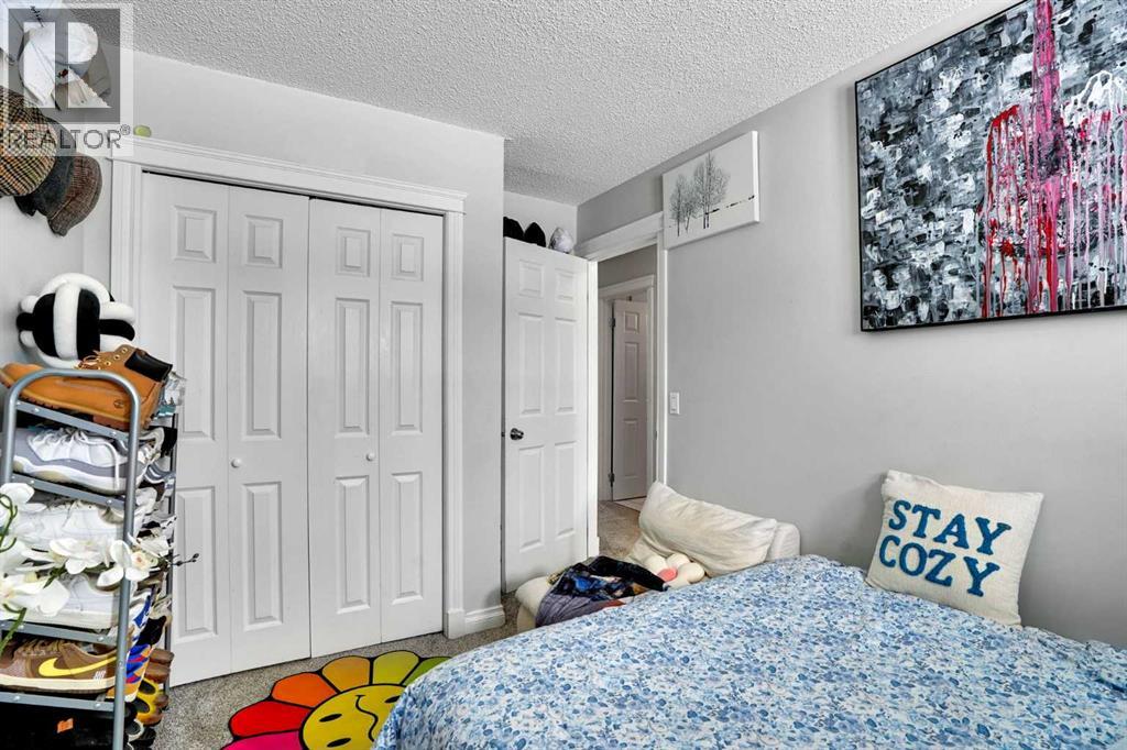 Single Family House for Sale in   Templewood Drive NE Temple Calgary 