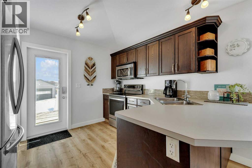 82 Mackenzie Crescent, Lacombe