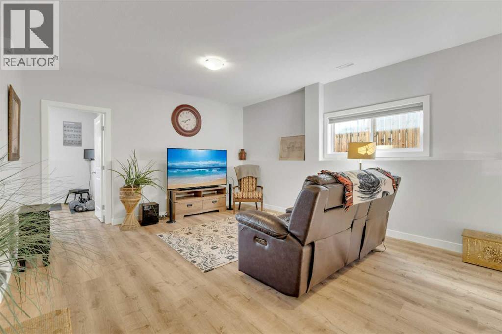 82 Mackenzie Crescent, Lacombe