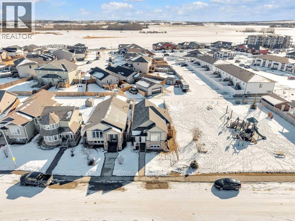 82 Mackenzie Crescent, Lacombe