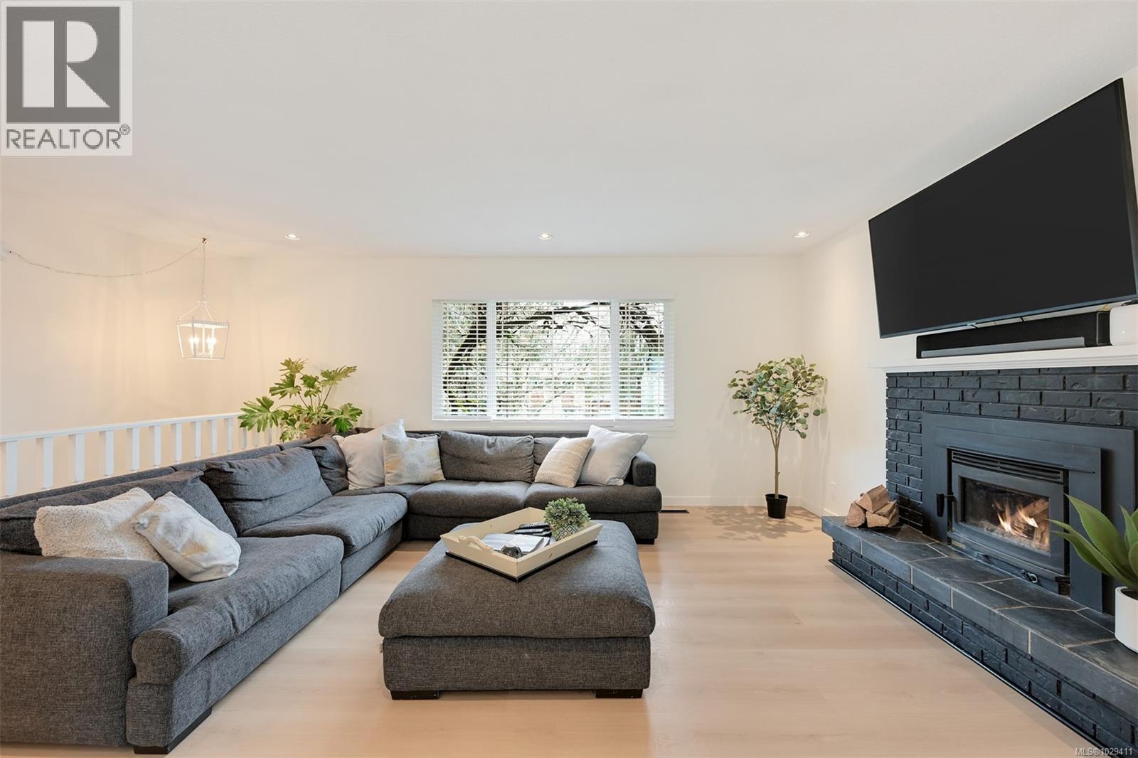  4257 Eastridge Crescent, Saanich