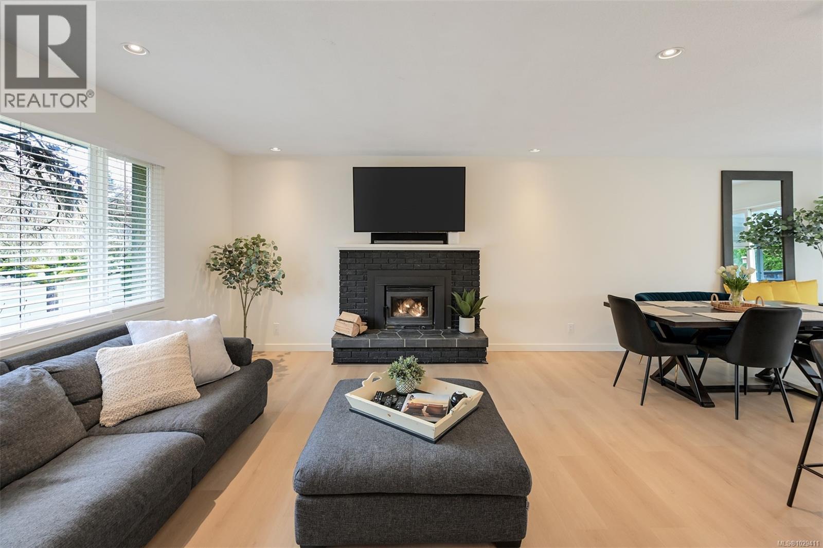  4257 Eastridge Crescent, Saanich