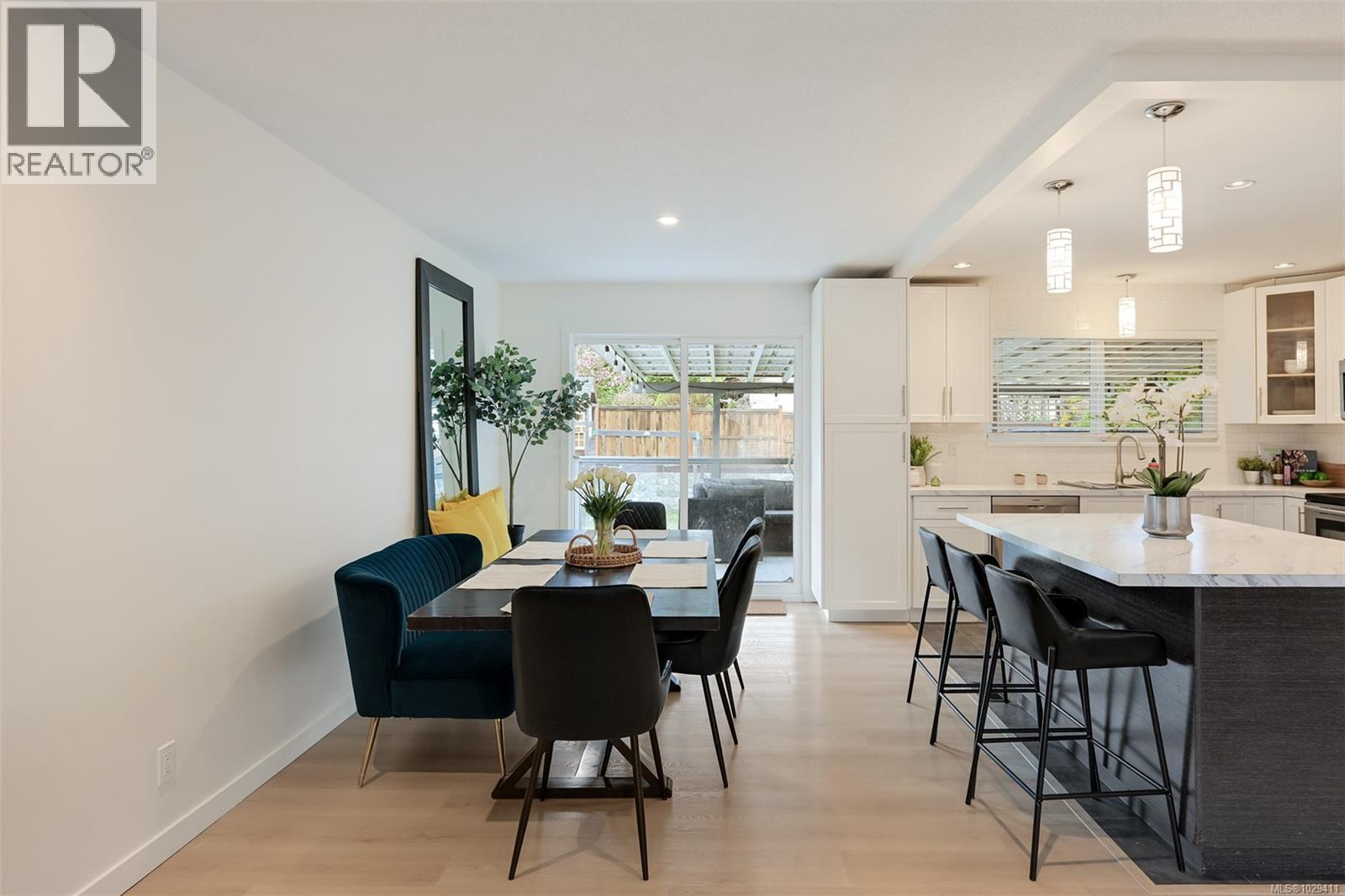  4257 Eastridge Crescent, Saanich