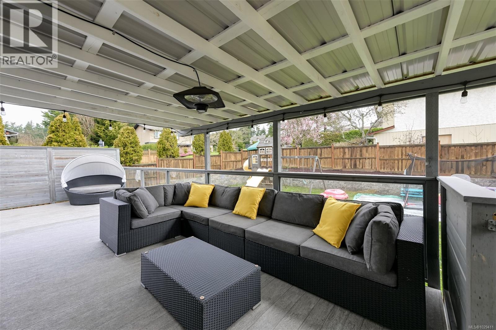  4257 Eastridge Crescent, Saanich