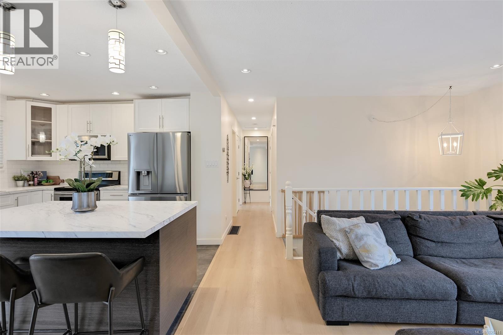  4257 Eastridge Crescent, Saanich