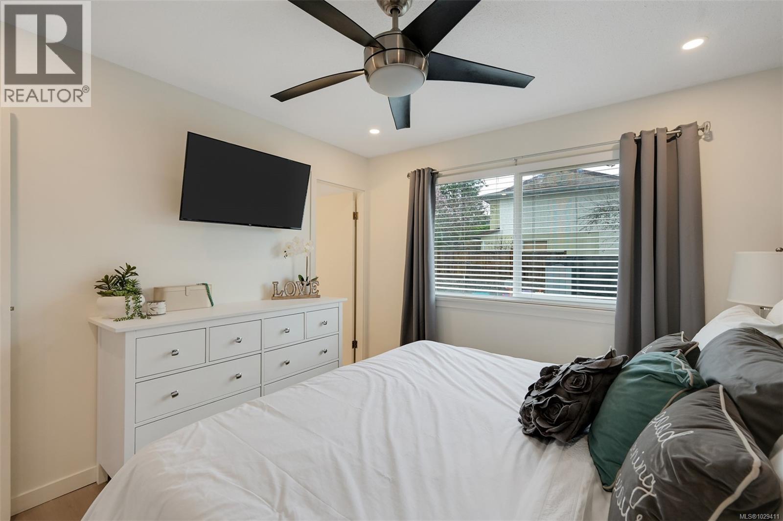  4257 Eastridge Crescent, Saanich