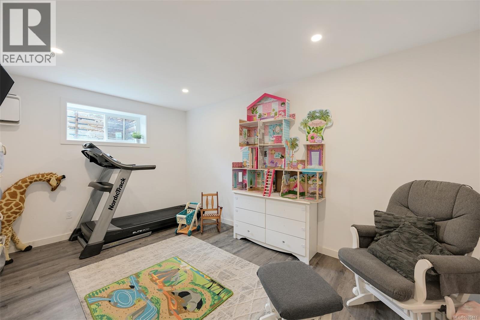  4257 Eastridge Crescent, Saanich