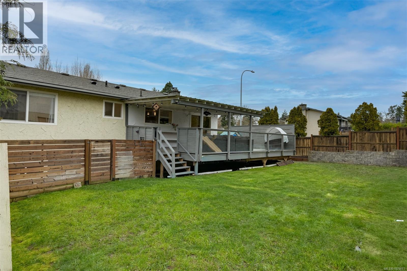  4257 Eastridge Crescent, Saanich