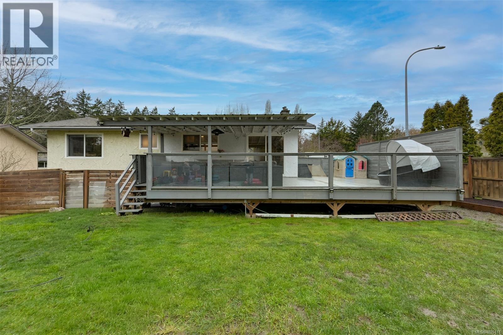  4257 Eastridge Crescent, Saanich