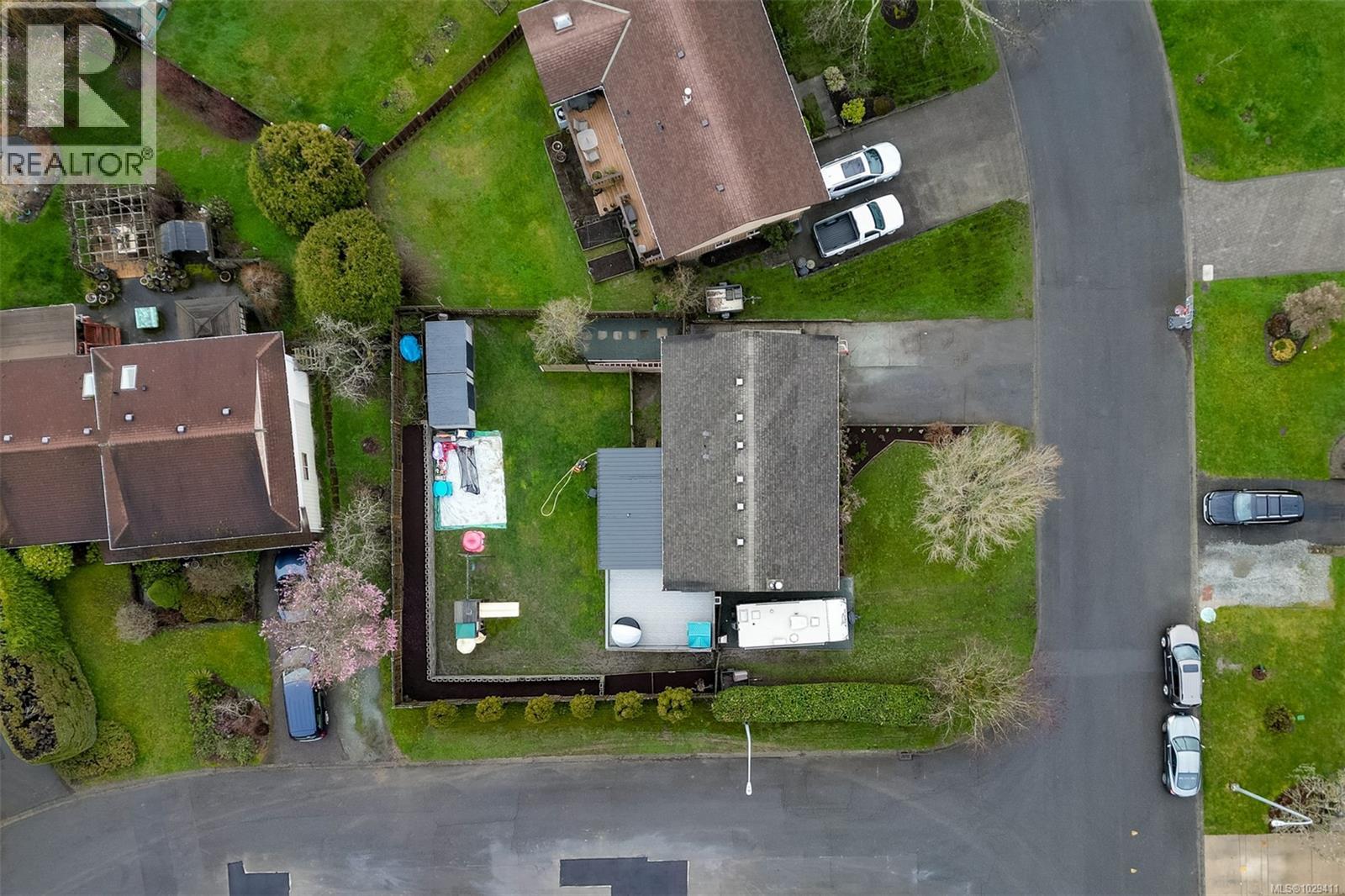  4257 Eastridge Crescent, Saanich