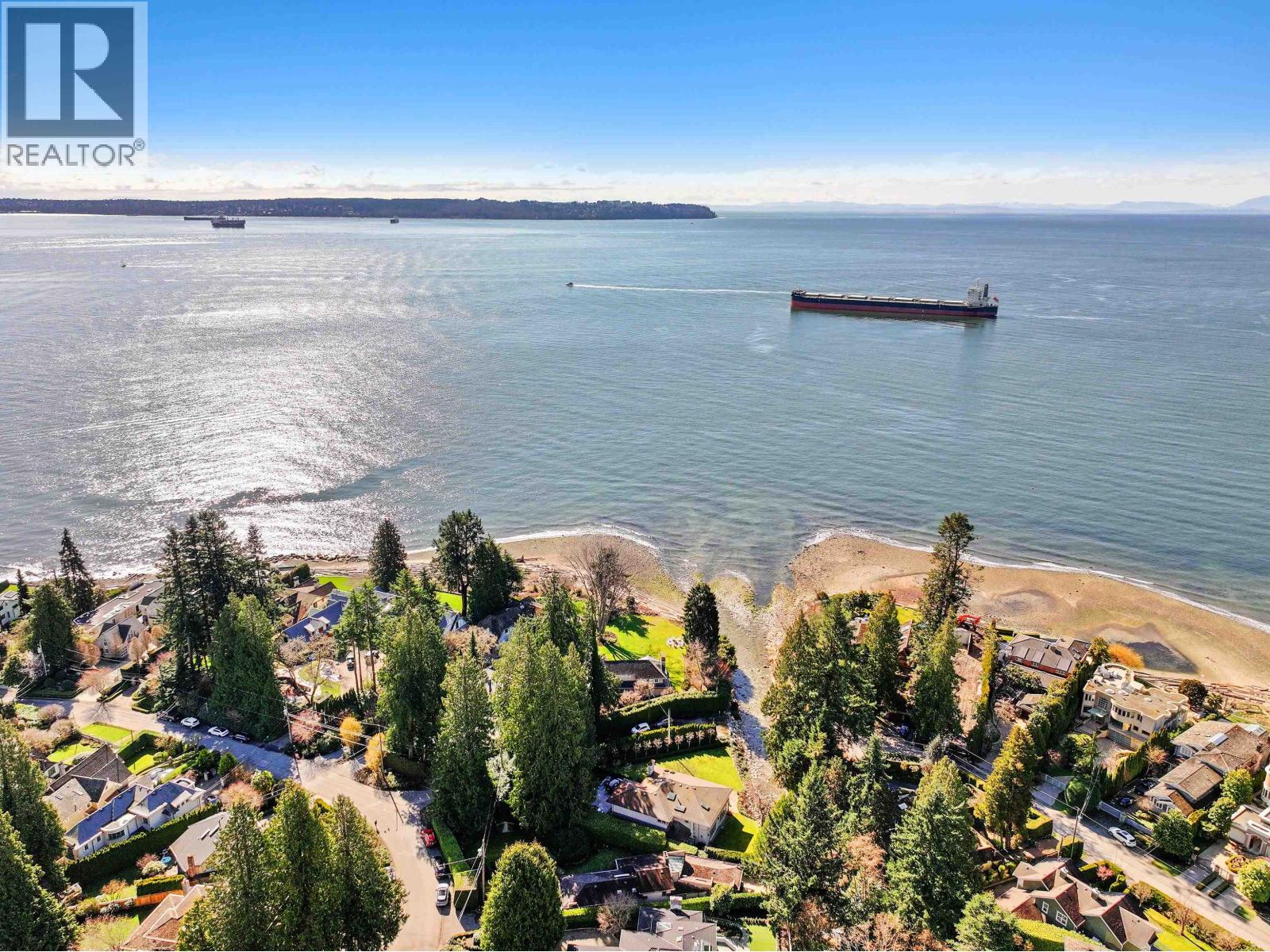 4341 ERWIN DRIVE, West Vancouver