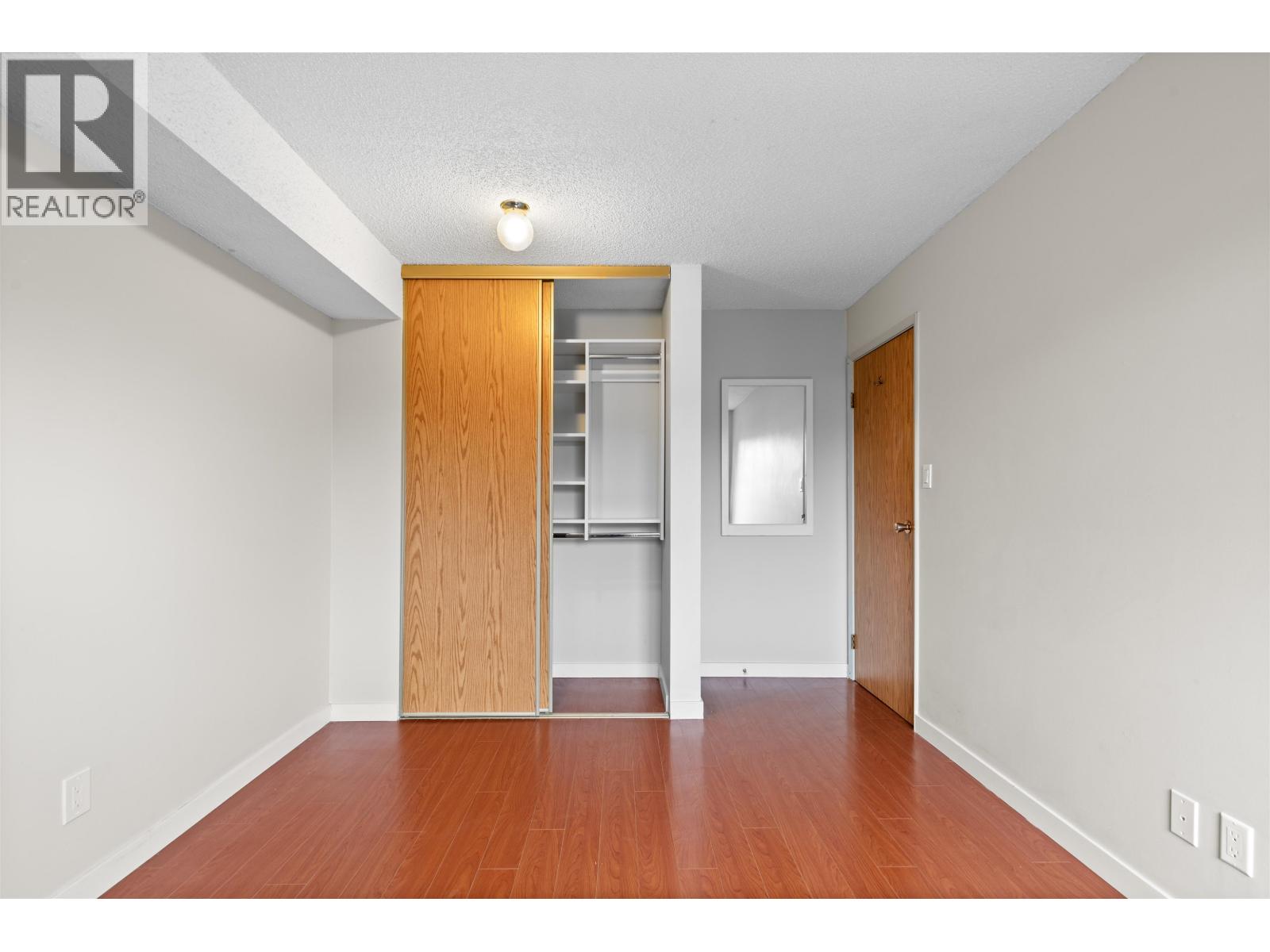 #340-8500 ACKROYD Drive, Richmond