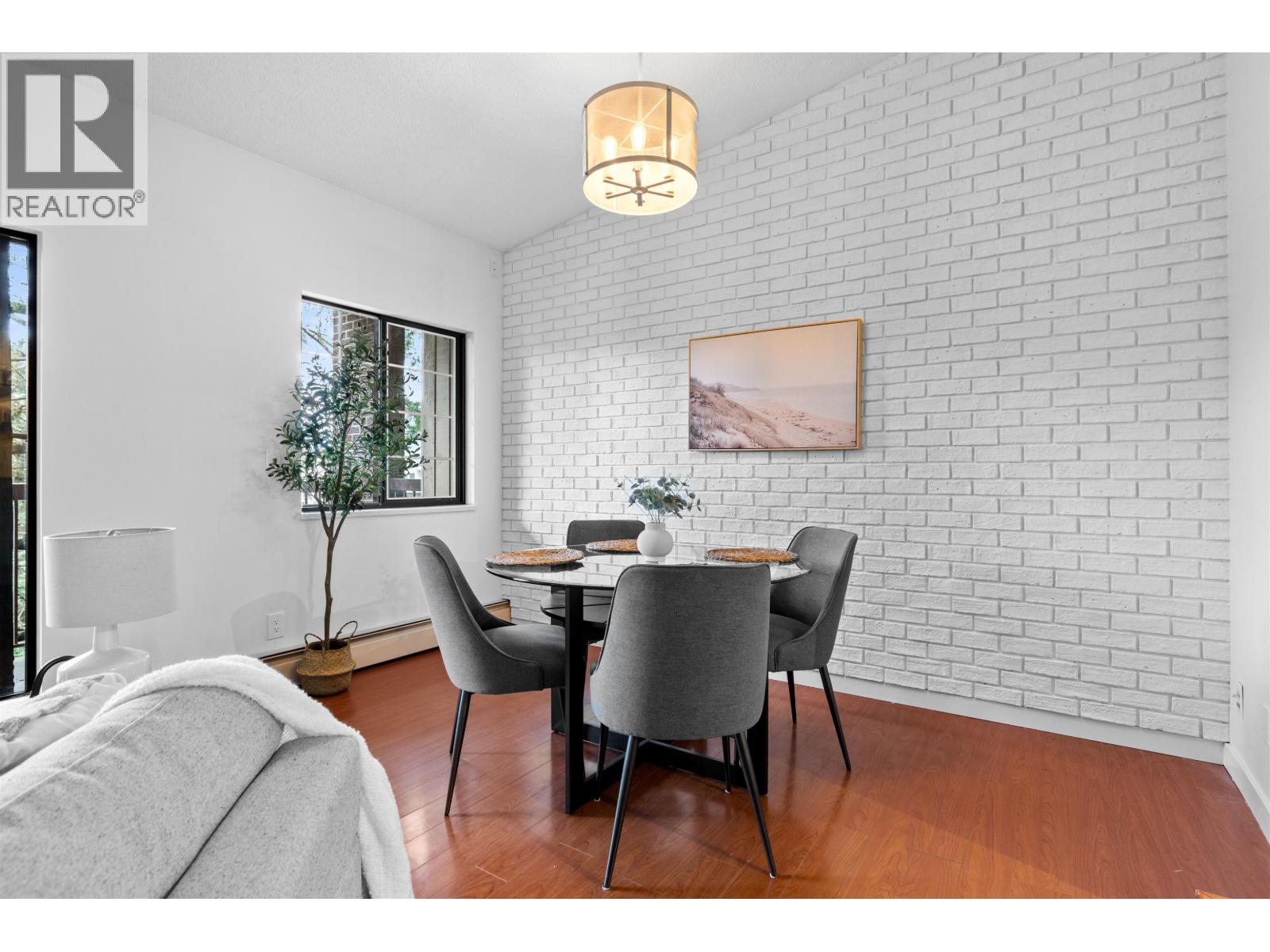 #340-8500 ACKROYD Drive, Richmond