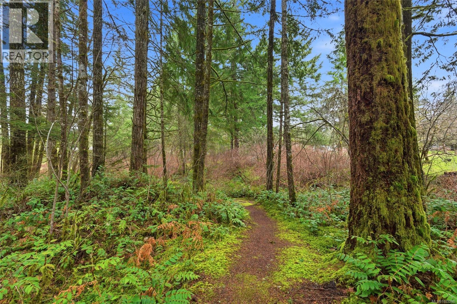 6375 DONAHUE RD - Image 3