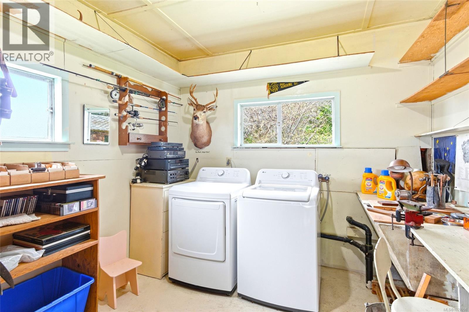 6375 DONAHUE RD - 14