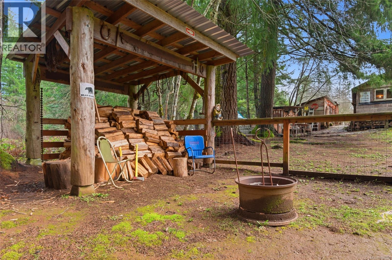 6375 DONAHUE RD - 24