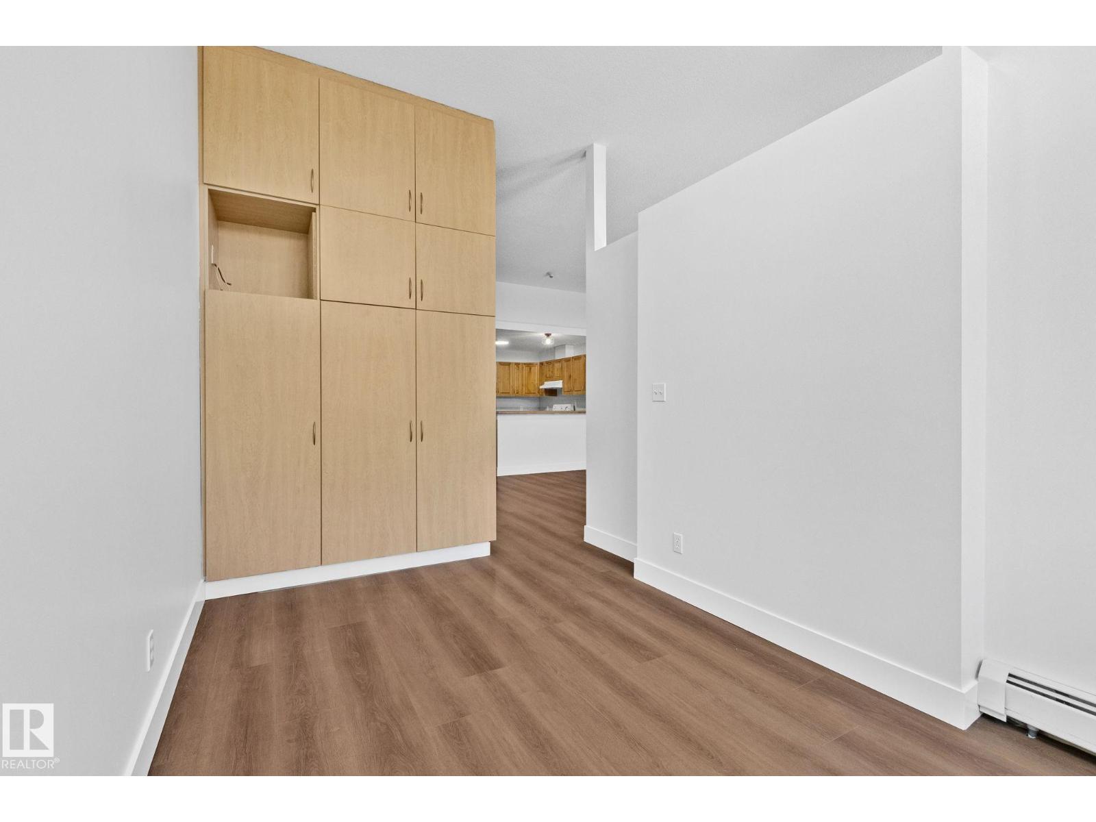 #116 11033 127 ST NW - 11