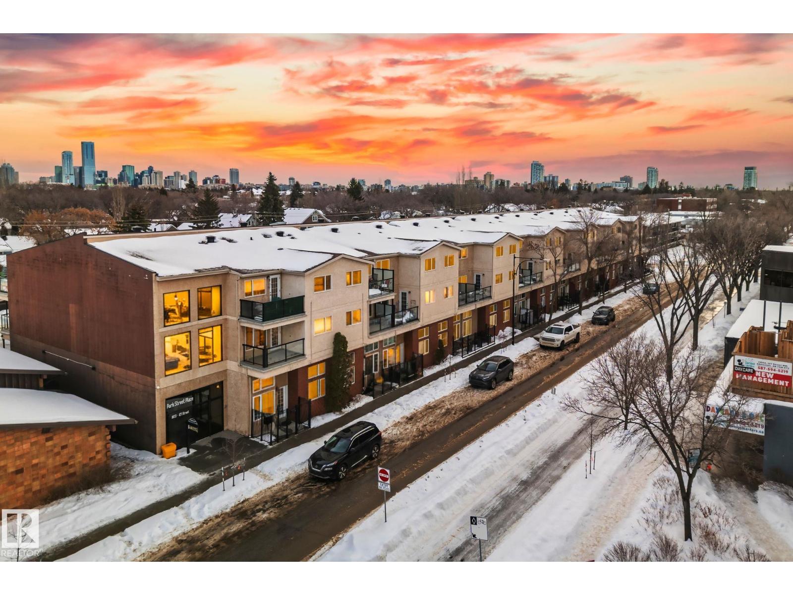 #116 11033 127 ST NW - 23