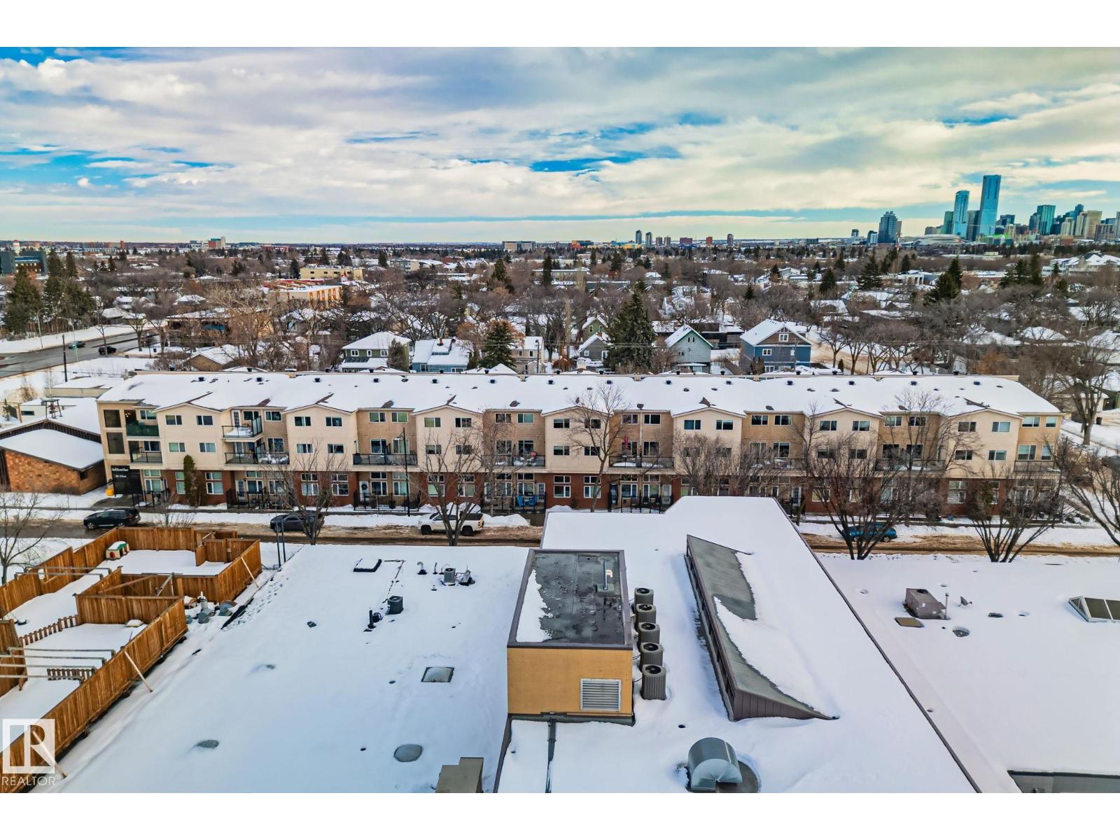 #116 11033 127 ST NW - 24