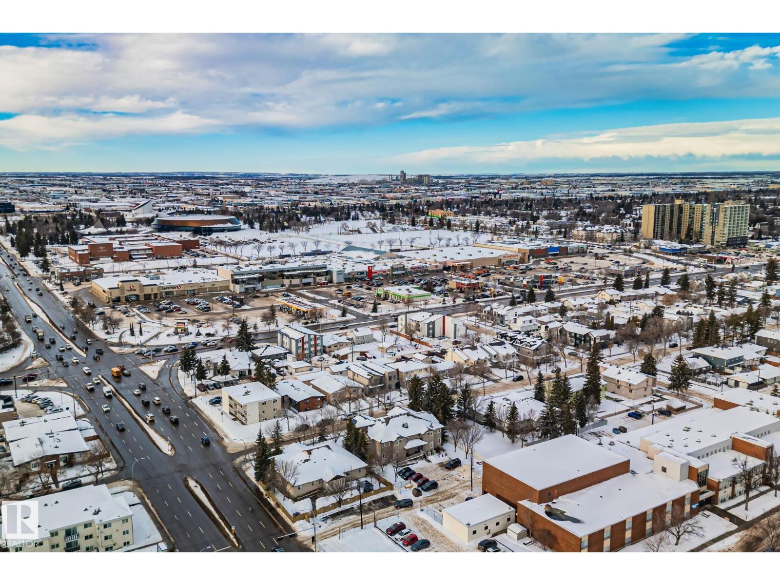 #116 11033 127 ST NW - 25