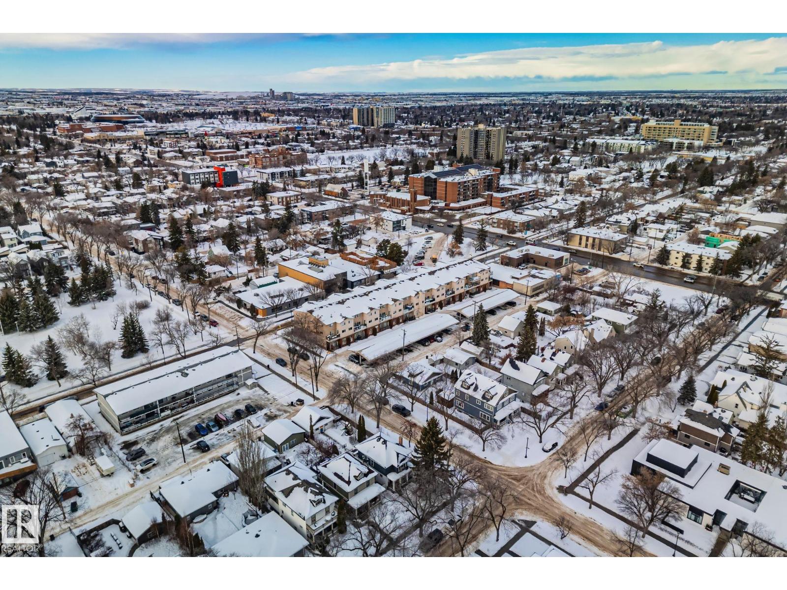#116 11033 127 ST NW - 29