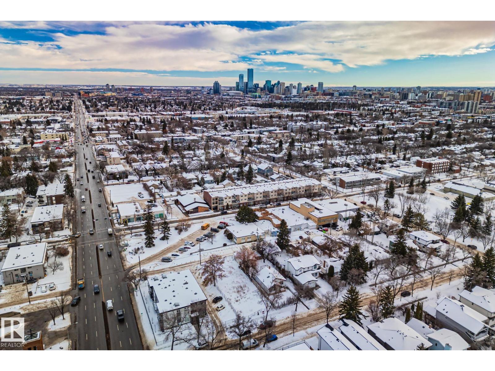#116 11033 127 ST NW - 34