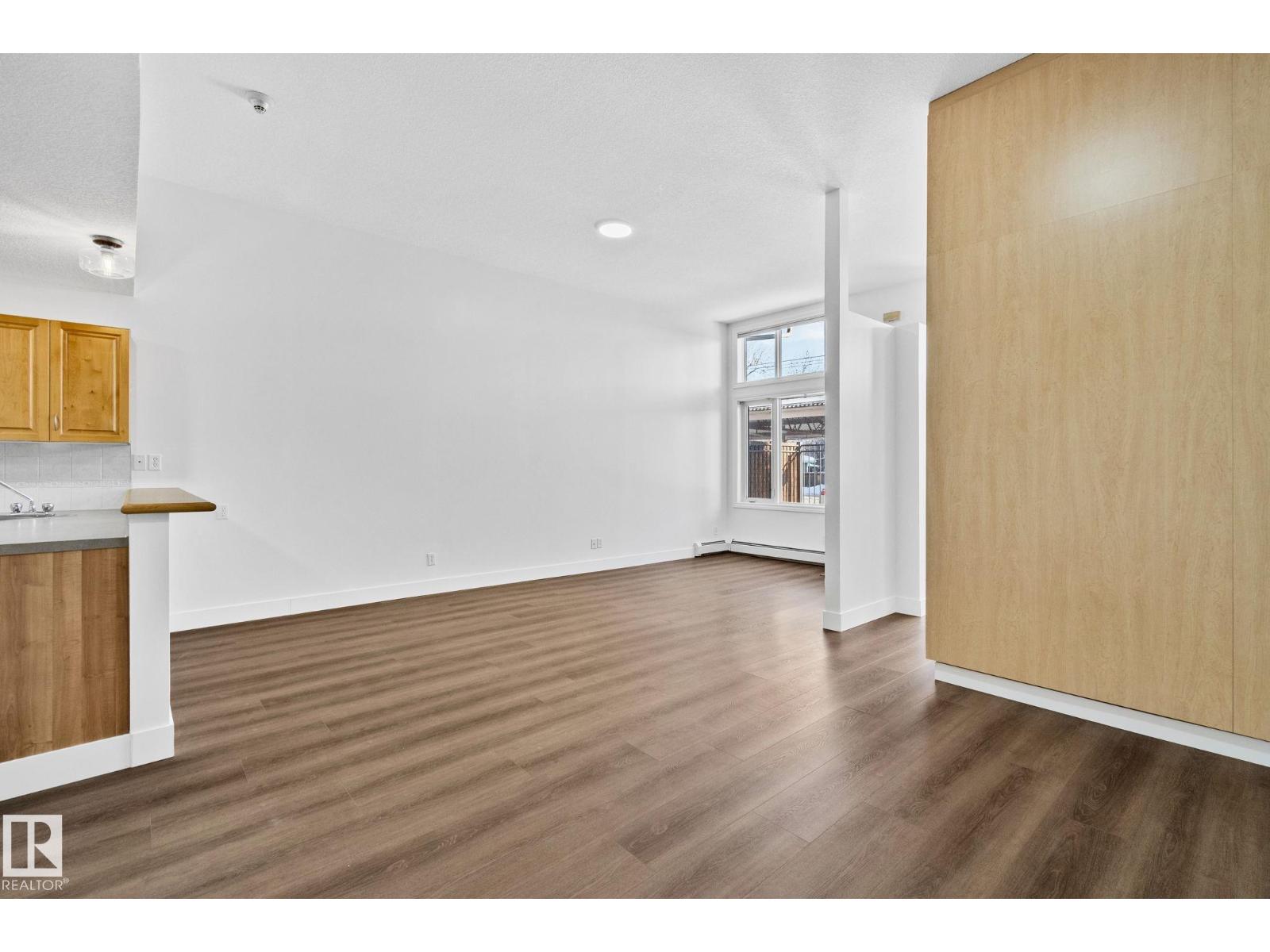 #116 11033 127 ST NW - 5